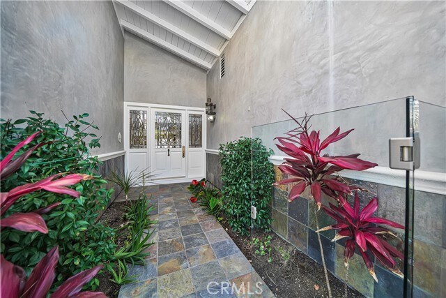 Foto del edificio - 16302 Wayfarer Ln