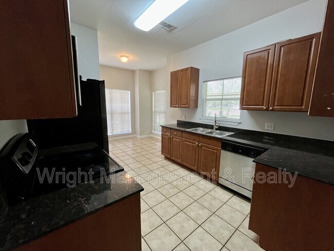 Foto del edificio - 8202 Downpatrick Ct