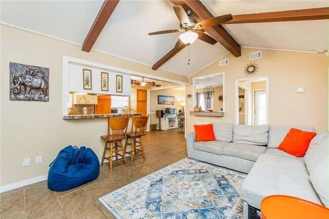 Foto del edificio - 3173 Baybrook Dr