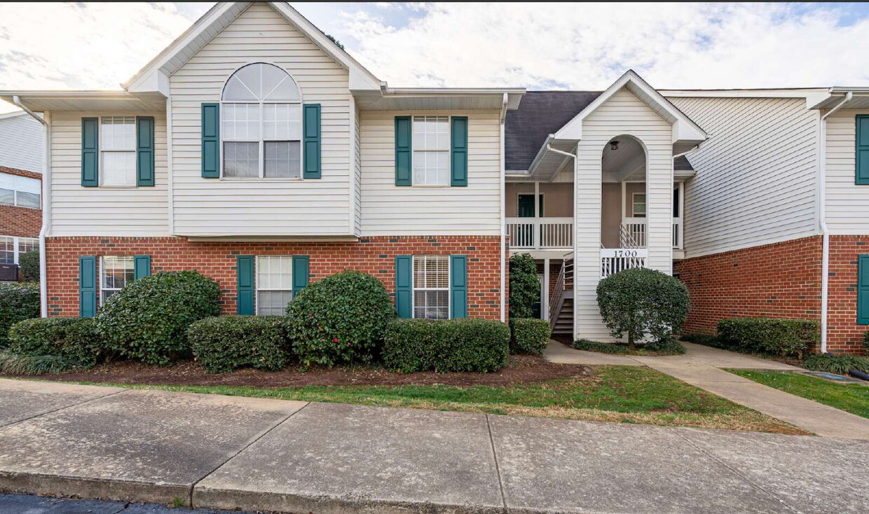 Primary Photo - Lovely Cary Condo
