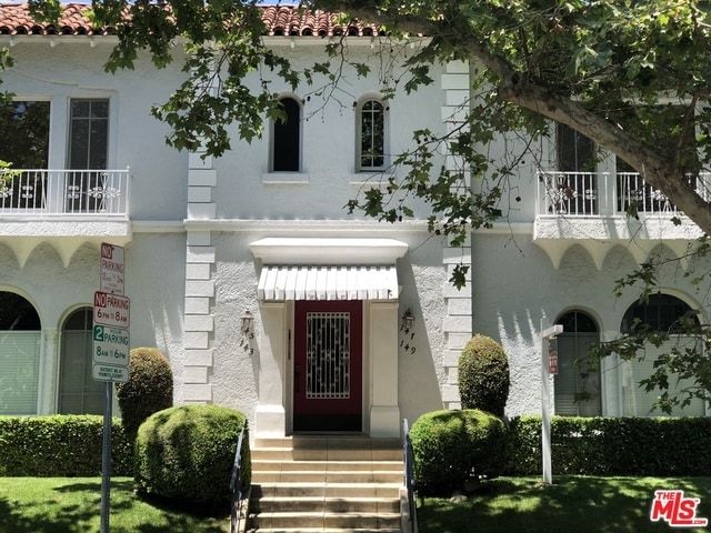 Primary Photo - 145 N Sycamore Ave