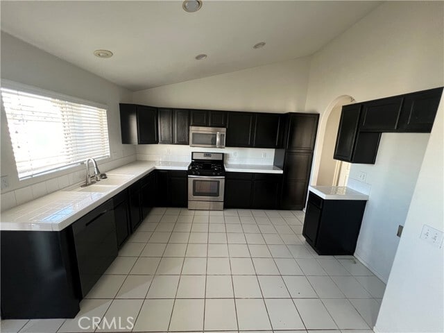 Building Photo - 35628 Sunflower Way