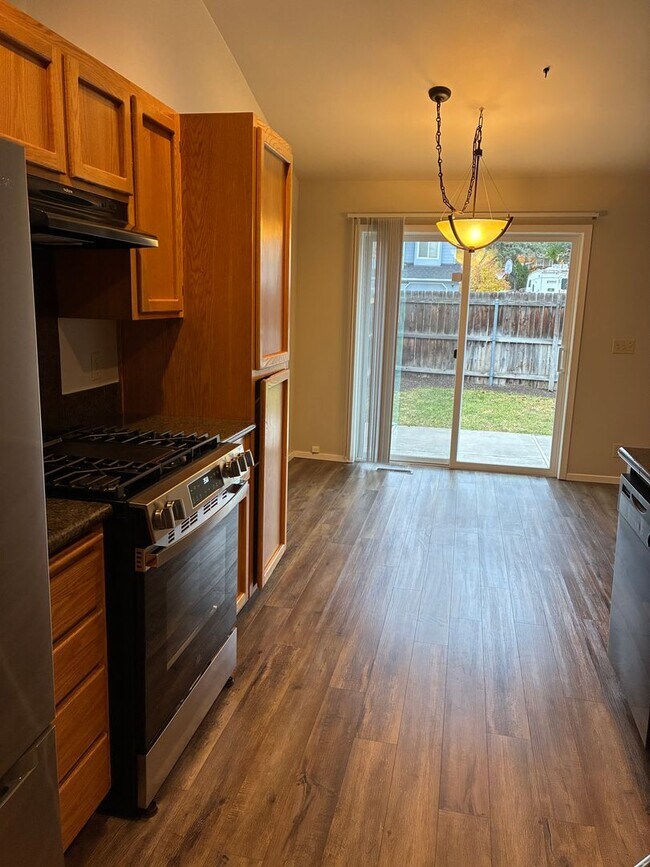 Foto del edificio - **Charming Midtown Single-Level Home on a ...