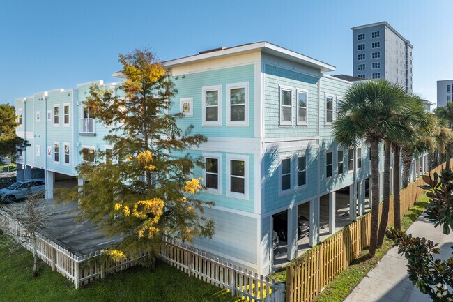 Exterior alternativo - Surfside Apartments