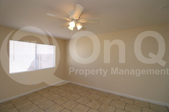 Building Photo - 2744 E Tierra Buena Ln