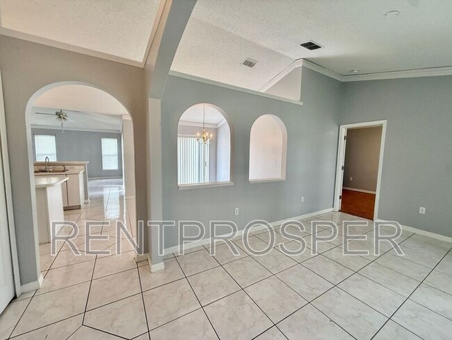 Building Photo - 220 Canterbury Ct