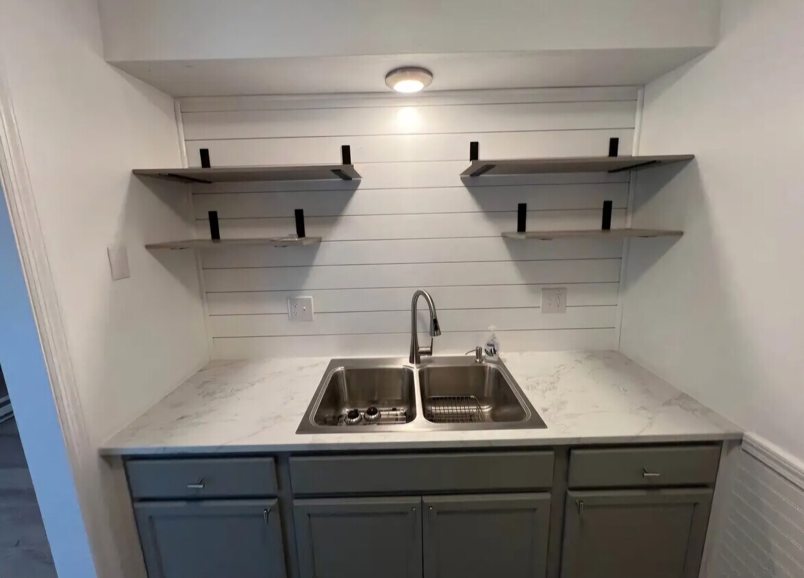 Foto principal - 5410 Dunmore Dr