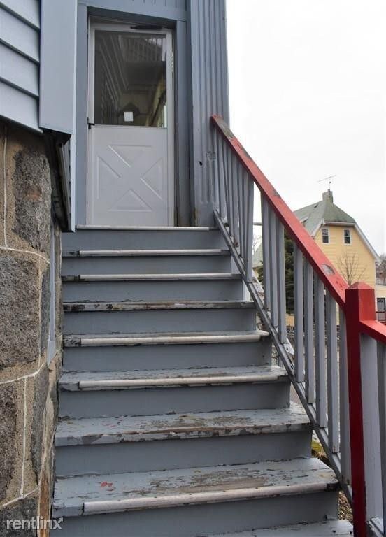 Building Photo - 2 br, 1 bath  - 38 Monadnock St