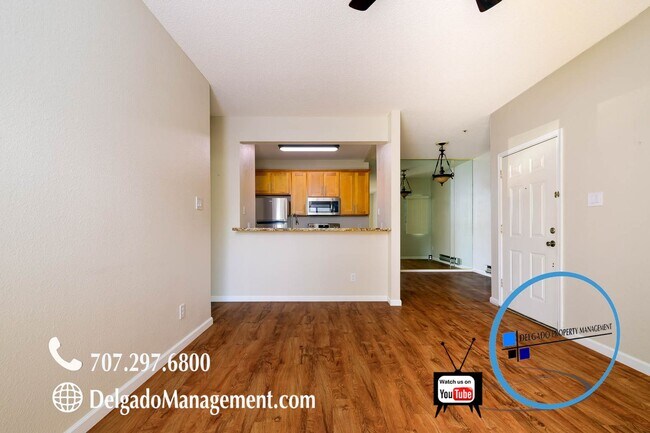 Foto del edificio - Glen Cove downstairs condo!