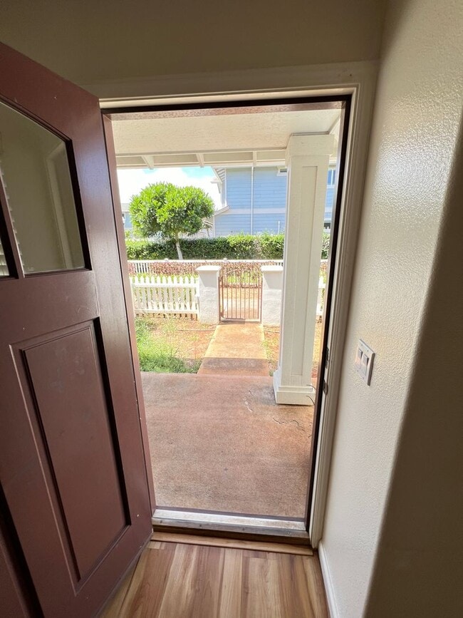 Building Photo - Spinnaker Townhouse $3250.00! 2 Story 3bd ...