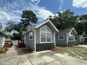 Building Photo - 36014 Sand Rd