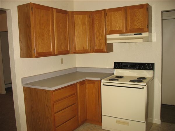 Building Photo - 3 br, 1 bath Duplex - 1125 Williams Rd Apt. A