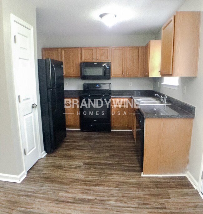 Foto del edificio - NEW Lower Rental Rate Leasing Special: Mar...