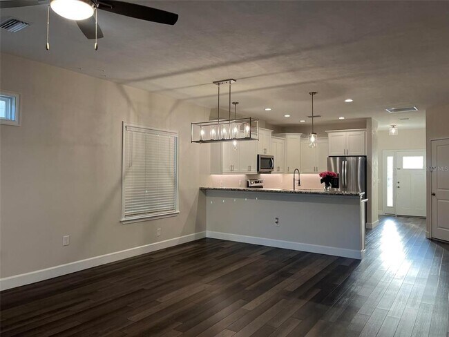 Building Photo - 1641 NW 121st Way