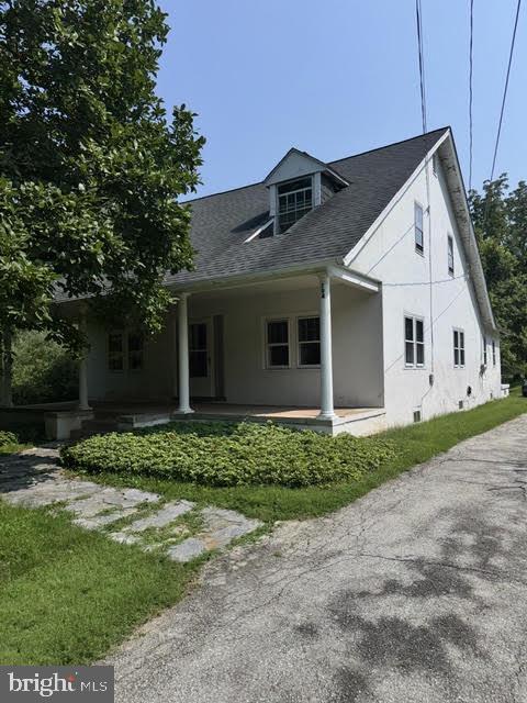 Building Photo - 794 Bear Hill Rd