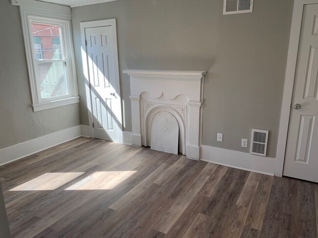 Foto del edificio - Luxury home in south side flats, perfect l...