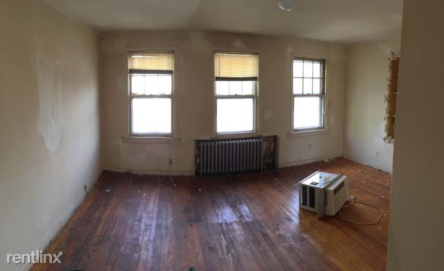 Building Photo - 2148 72nd St