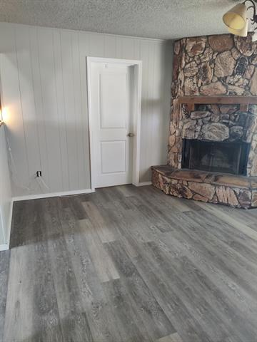 Foto del edificio - 15079 Songbird Ln