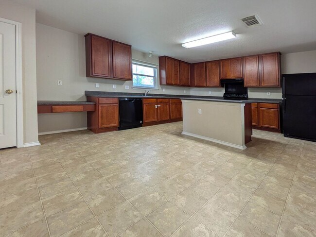 Building Photo - 11007 Braes Grove