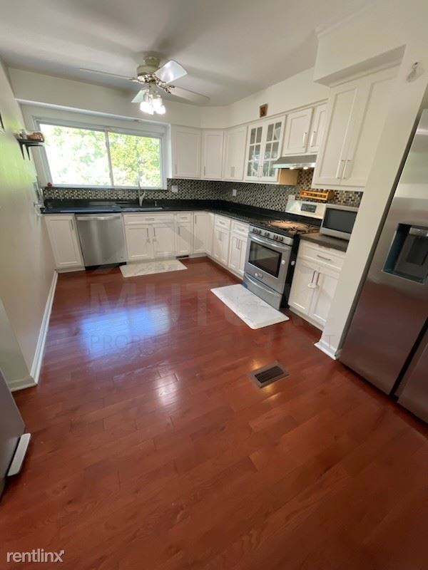 Foto del edificio - 4 br, 2 bath House - 40462 Heatherbrook Ln