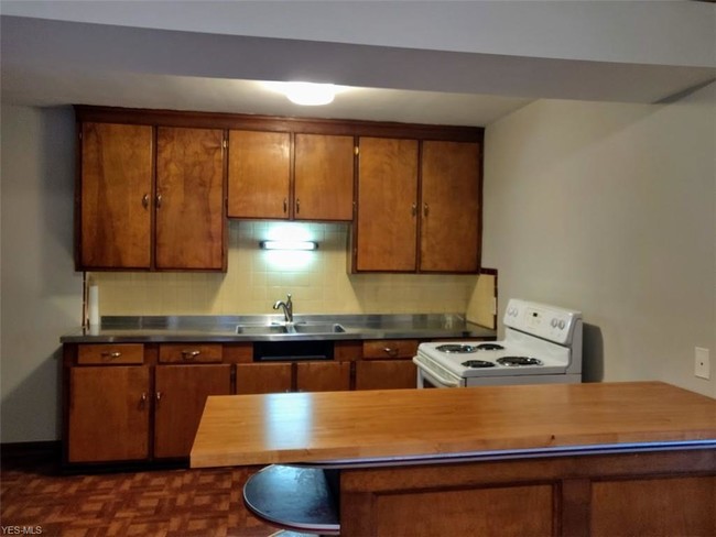 Foto del edificio - 15290 Triskett Rd