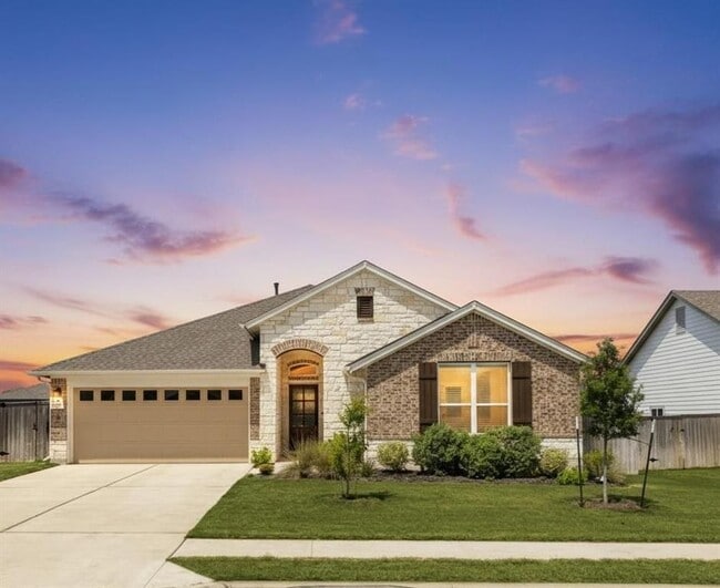 Building Photo - 116 Freeman Day Dr