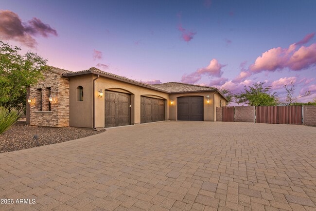 Building Photo - 14317 E Lowden Ct