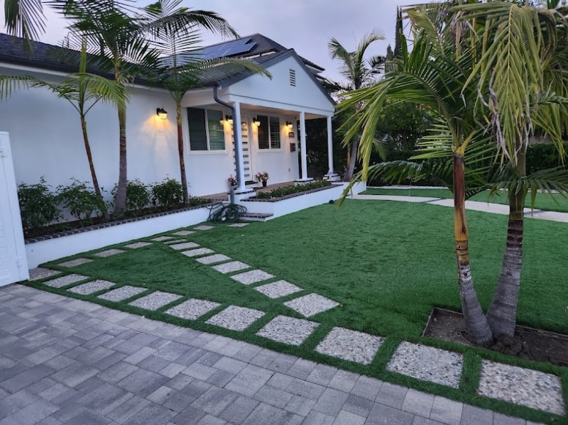 Foto principal - 4537 Katherine Ave