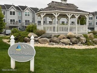 Building Photo - 15 Vista Shores Dr