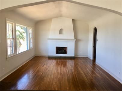 Foto del edificio - 335 Poli St