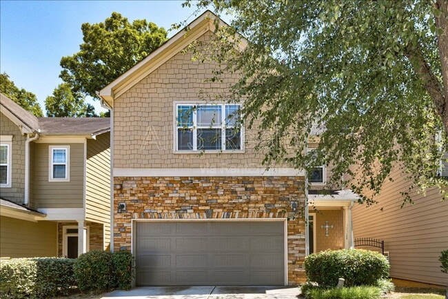 Photo - 123 Wellbrook Ct NE House