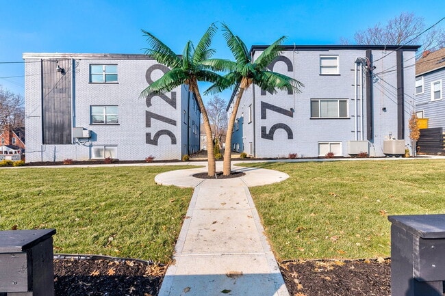 Foto del edificio - 5733 Montgomery Rd