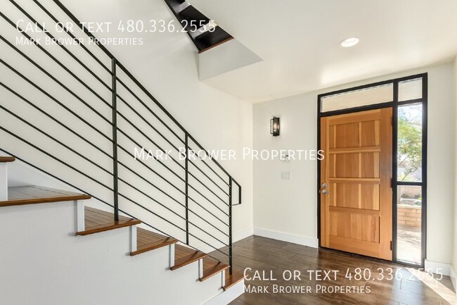 Foto del edificio - 1300 W 5th St
