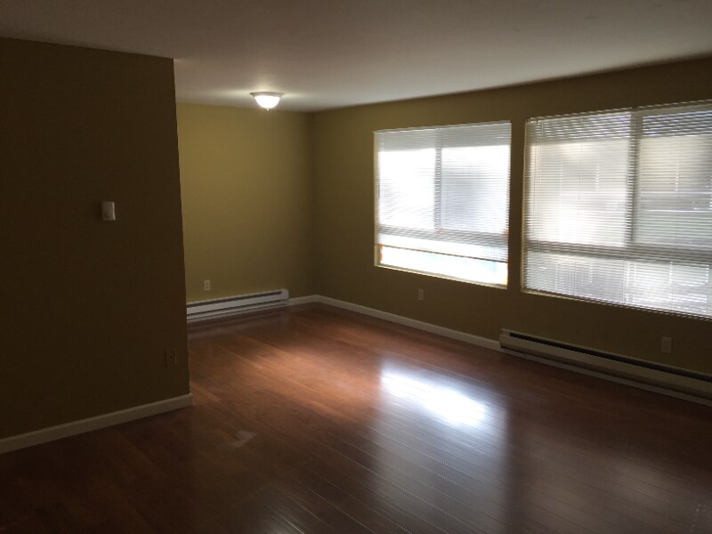 Foto principal - 9445 Avondale Rd NE