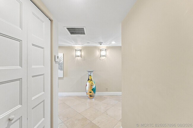 Foto del edificio - 4101 N Ocean Blvd