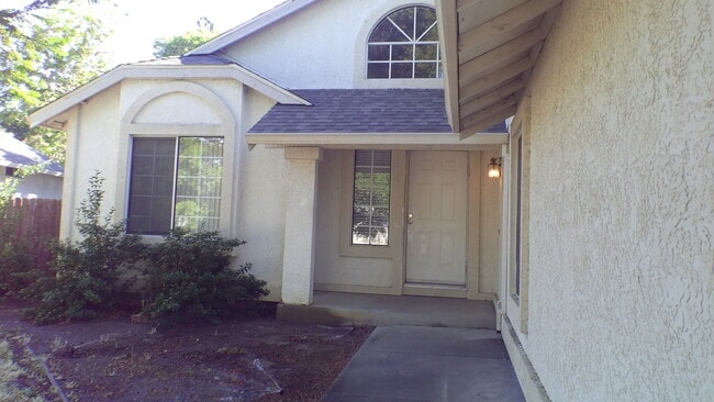 Building Photo - 737 Monte Carlo Dr