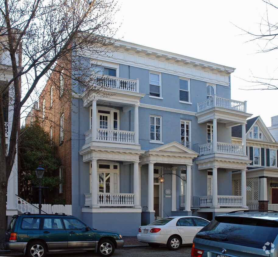 359 Middle St, Portsmouth, VA 23704 Apartments in Portsmouth, VA