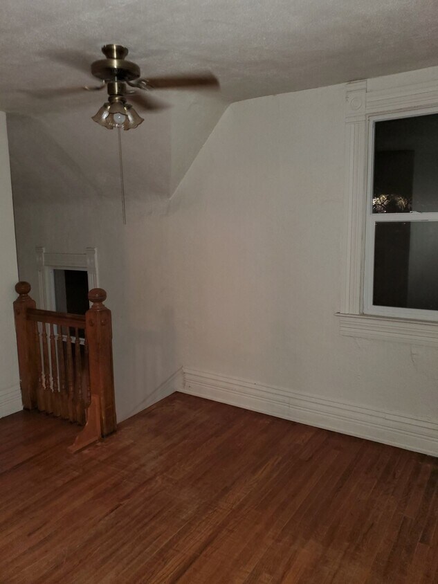 Foto principal - 2418 3rd Ave
