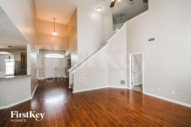 Building Photo - 2921 Ravine Hill Dr