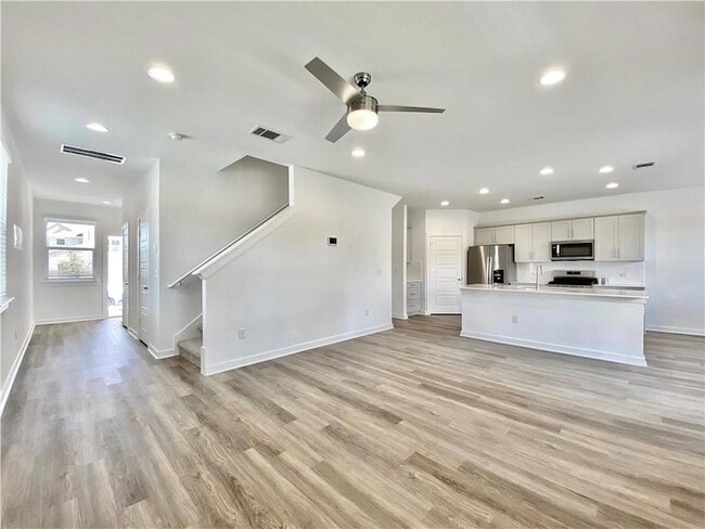 Foto del edificio - 1825 Bonham Ln