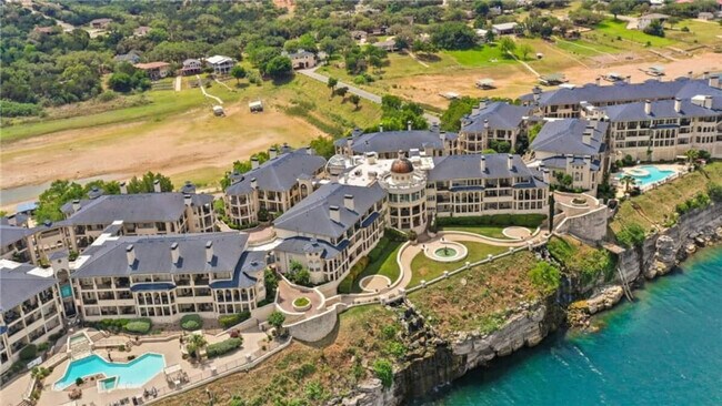 Foto del edificio - 3308 Parliament Cove