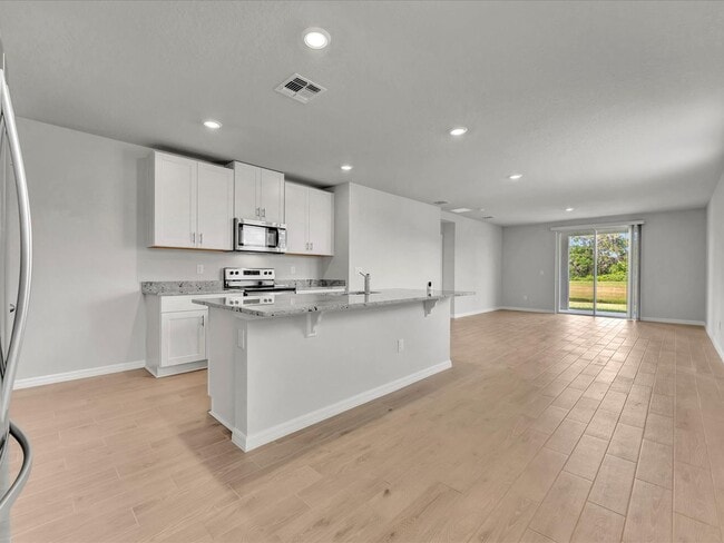 Foto del edificio - Fabulous 2024 New Build ~ 4 bed/ 2 bath Annual Rental