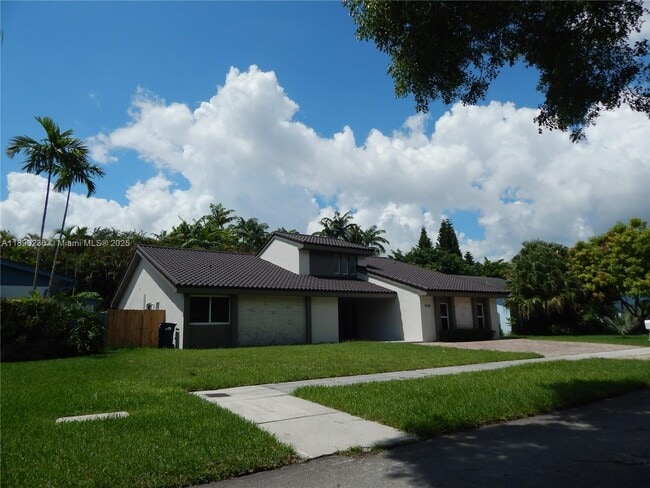 Building Photo - 11530 SW 92nd St