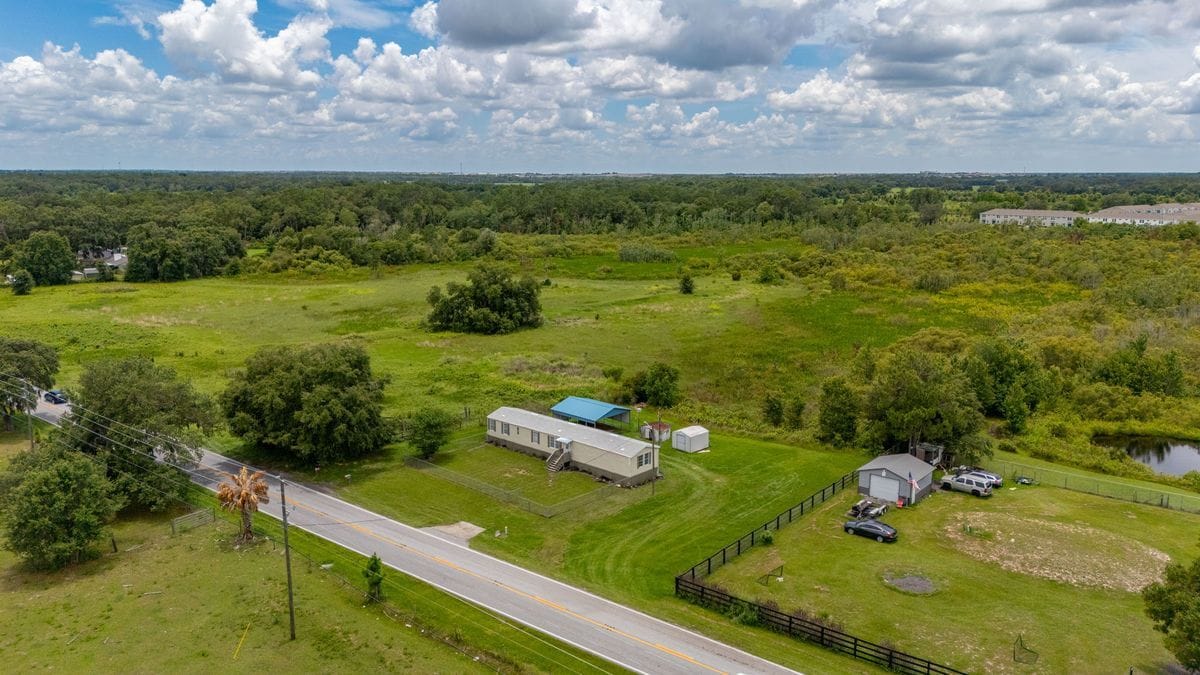 Foto principal - 3301 County Rd 547