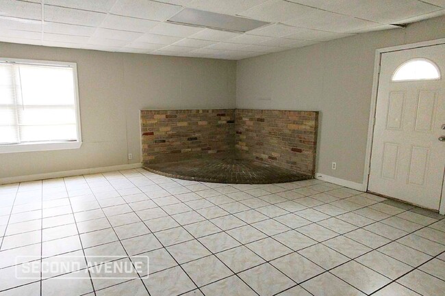 Foto del edificio - 7322 Parker Rd