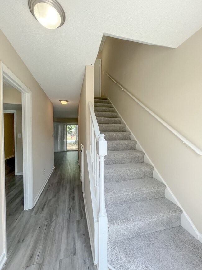 Interior Photo - Brynn Marr Village