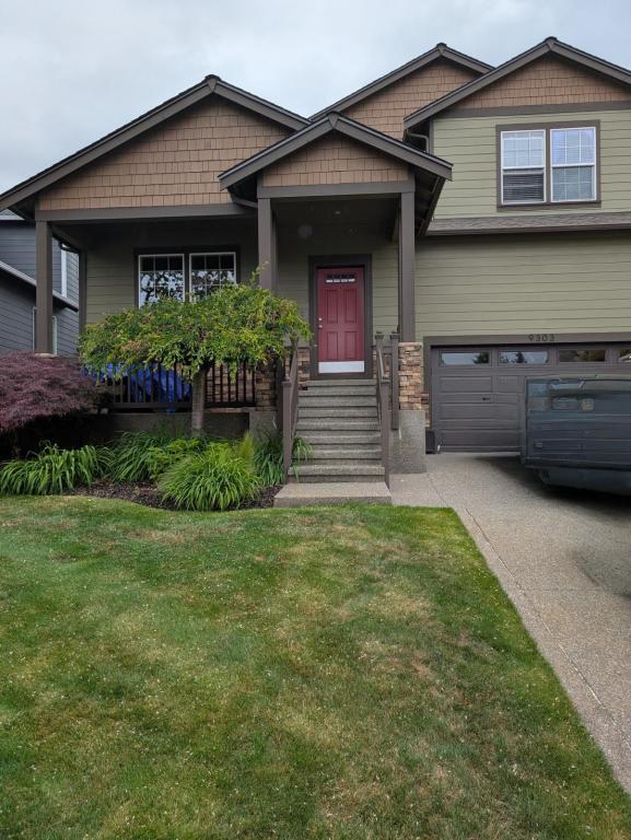 Primary Photo - 9303 227th Ave E