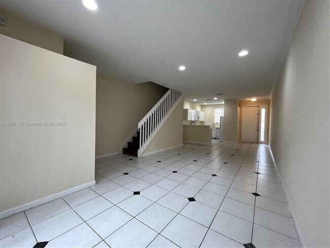 Building Photo - 4704 NW 57th Pl