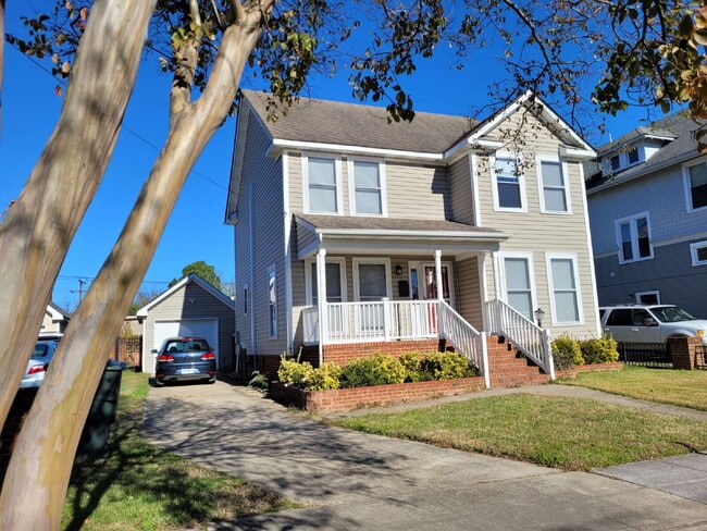 Photo - 3 Bedroom, 2.5 Bath Home with Open Floor Plan