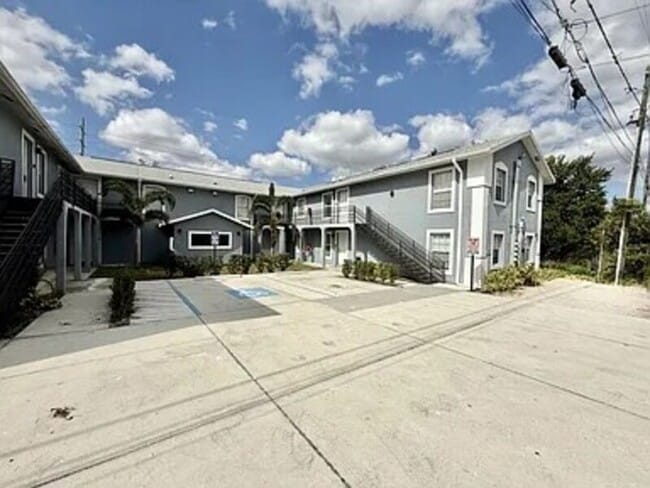 Foto del edificio - 425 F St